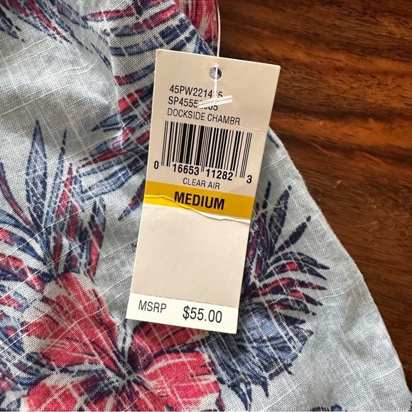 NWT Izod Salt Water Set of 2 Relaxed Button up shirts Medium  Dockside Chambray - Picture 2 of 12